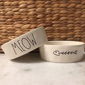MEOW and fishbone dishes: Rae Dunn