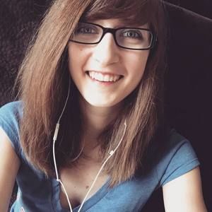 Meet your Posher, Alexys