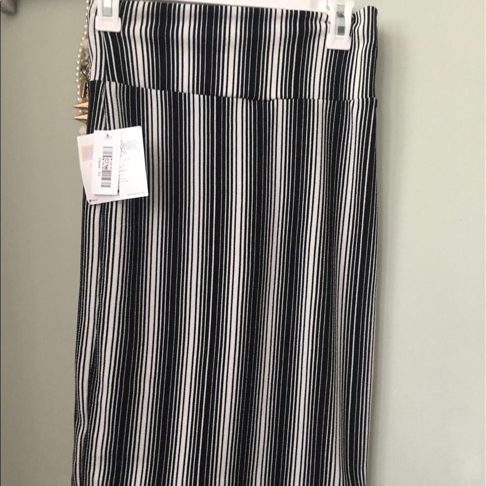 NWT black and white striped CASSIE XS