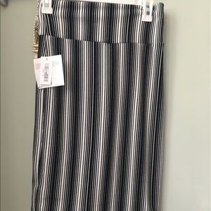 NWT black and white striped CASSIE XS