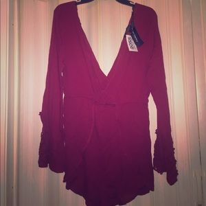 Long Sleeve Romper with Tags Size L