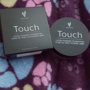 Younique Touch Loose Powder Foundation