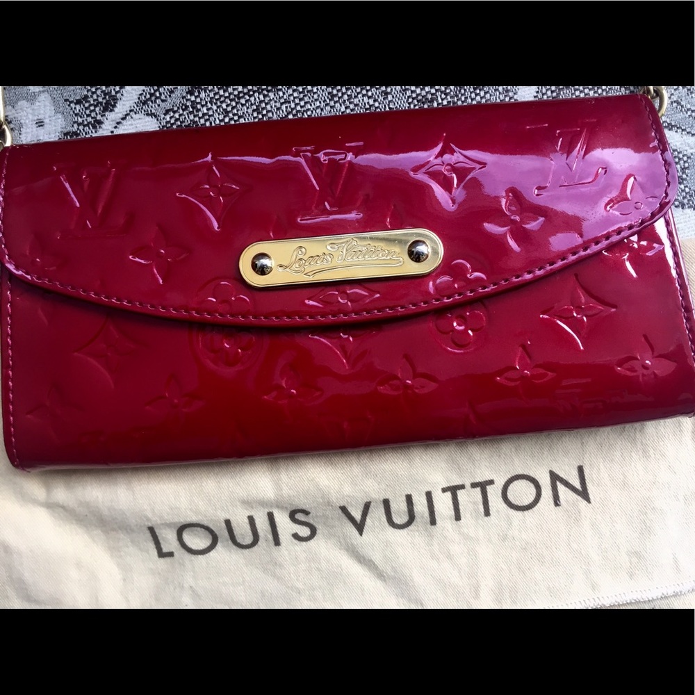 Authentic Louis Vuitton Vernis Boulevard Red Purse