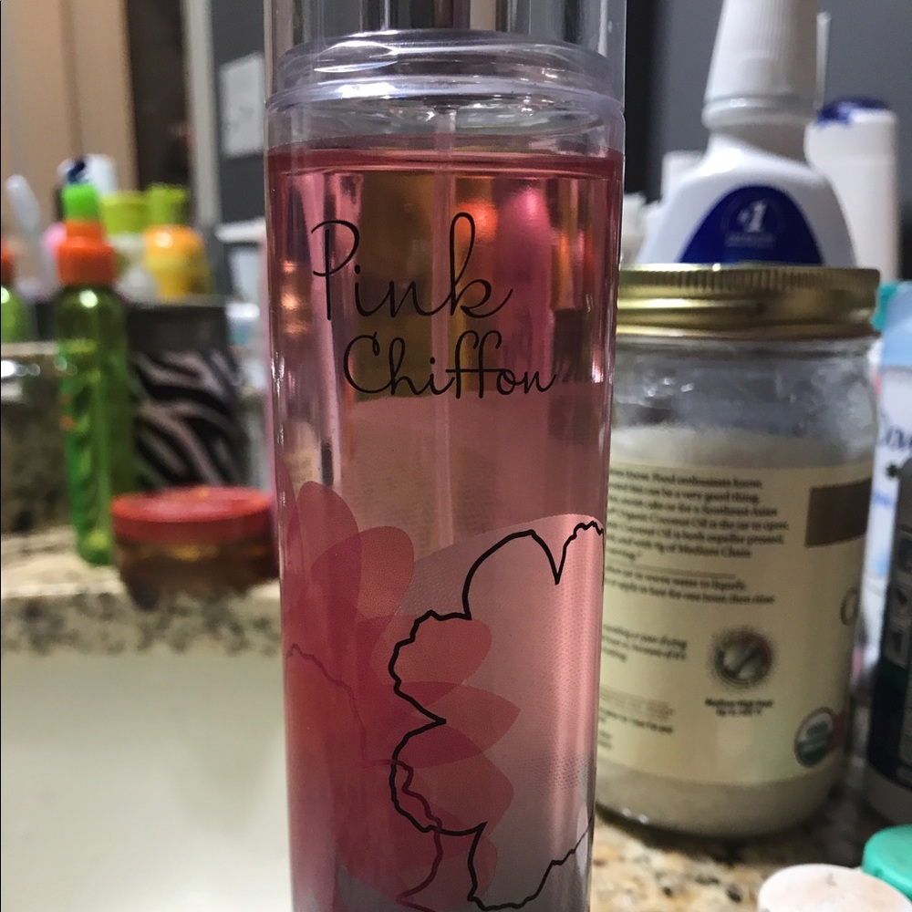 Bath and Body Works body mist