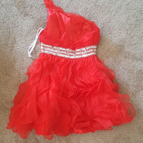 Red prom short mini dress - Picture 4 of 8