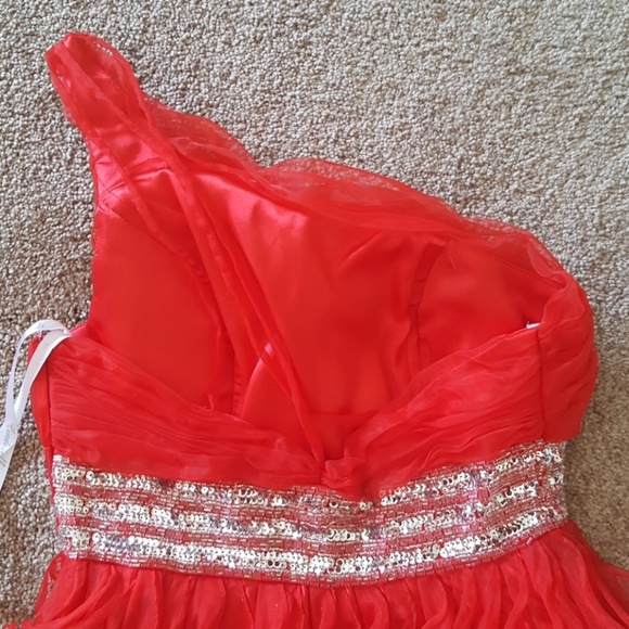 Red prom short mini dress - Picture 5 of 8