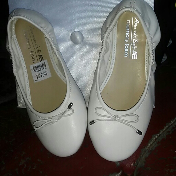 Shoes - Picture 4 of 4