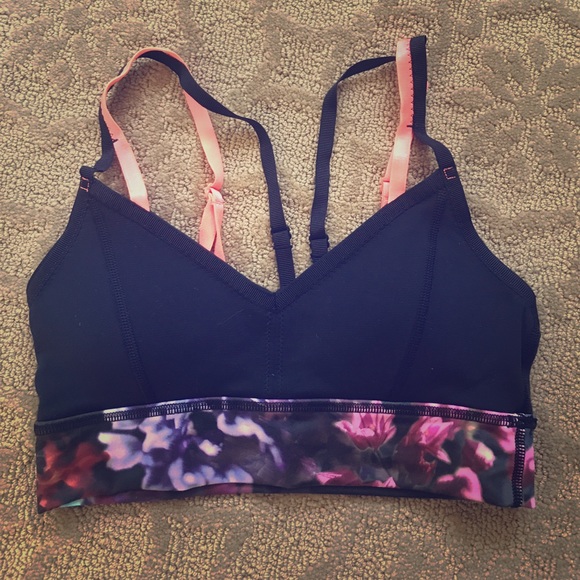 lululemon athletica Tops - Excellent and sexy lululemon bra size 4
