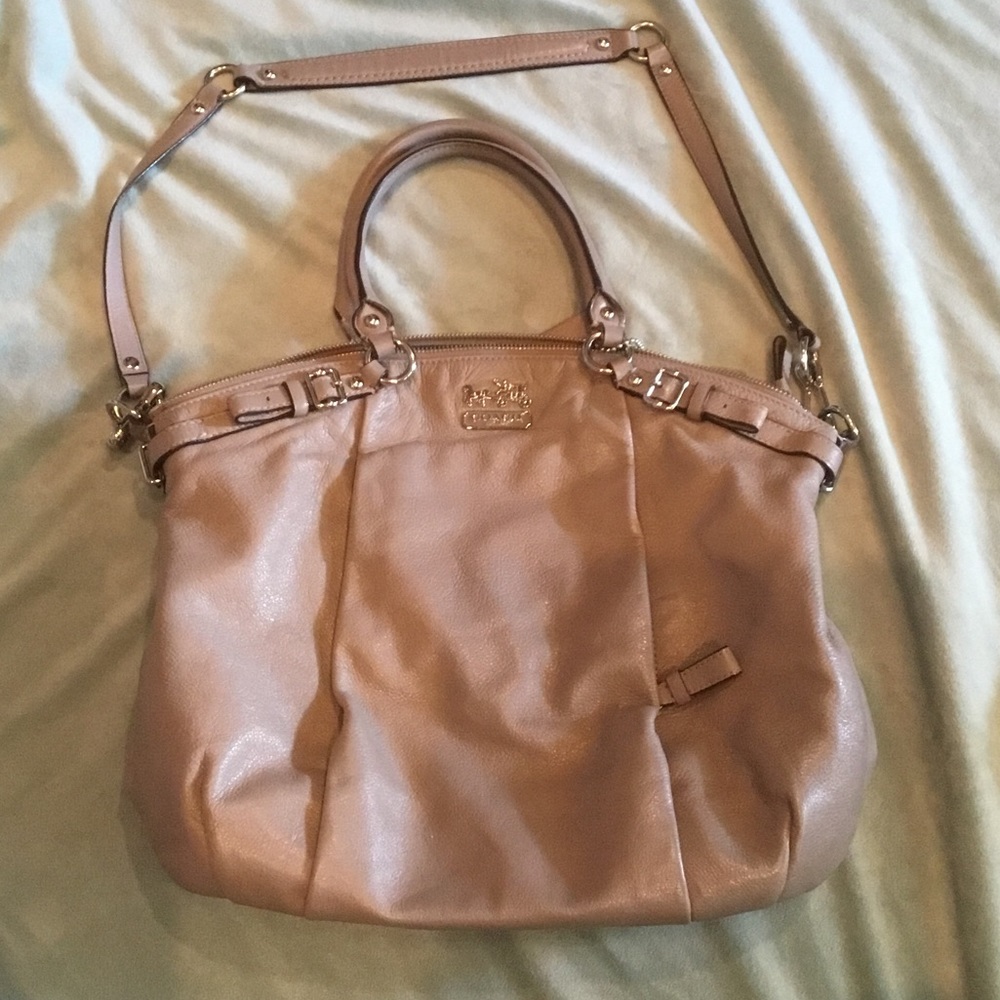 Coach shoulder bag