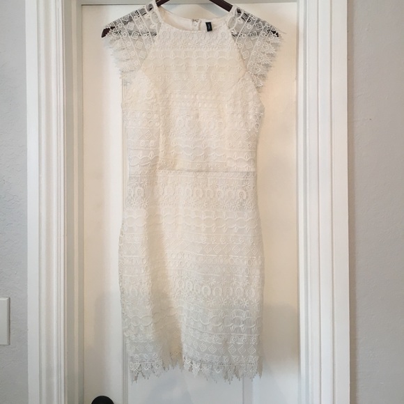 ❌SOLD❌ Marciano  Dress - Picture 2 of 8