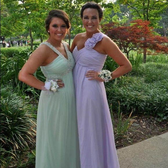 Dresses & Skirts - Light purple one strap prom dress