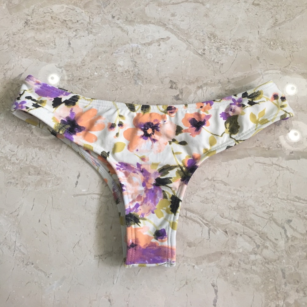 Midori bottoms size Small!!