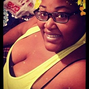 Meet your Posher, Candice