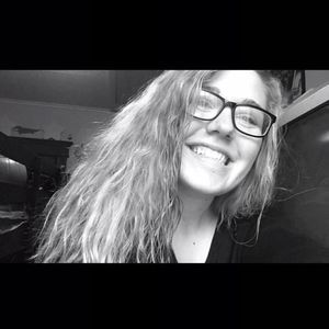 Meet your Posher, Zoe