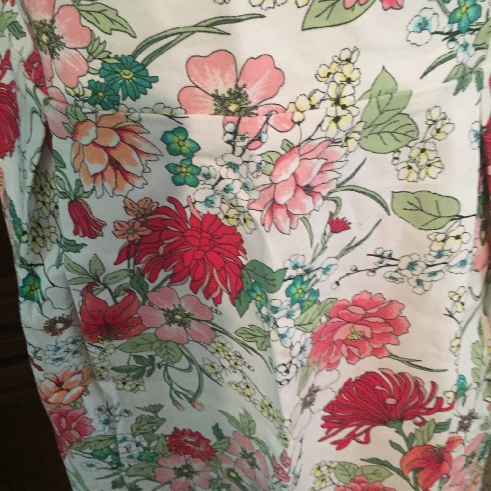 Old Navy Strapless flower dress - Picture 3 of 4