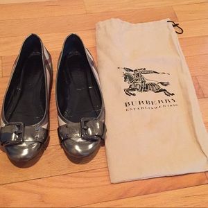 Burberry Flats