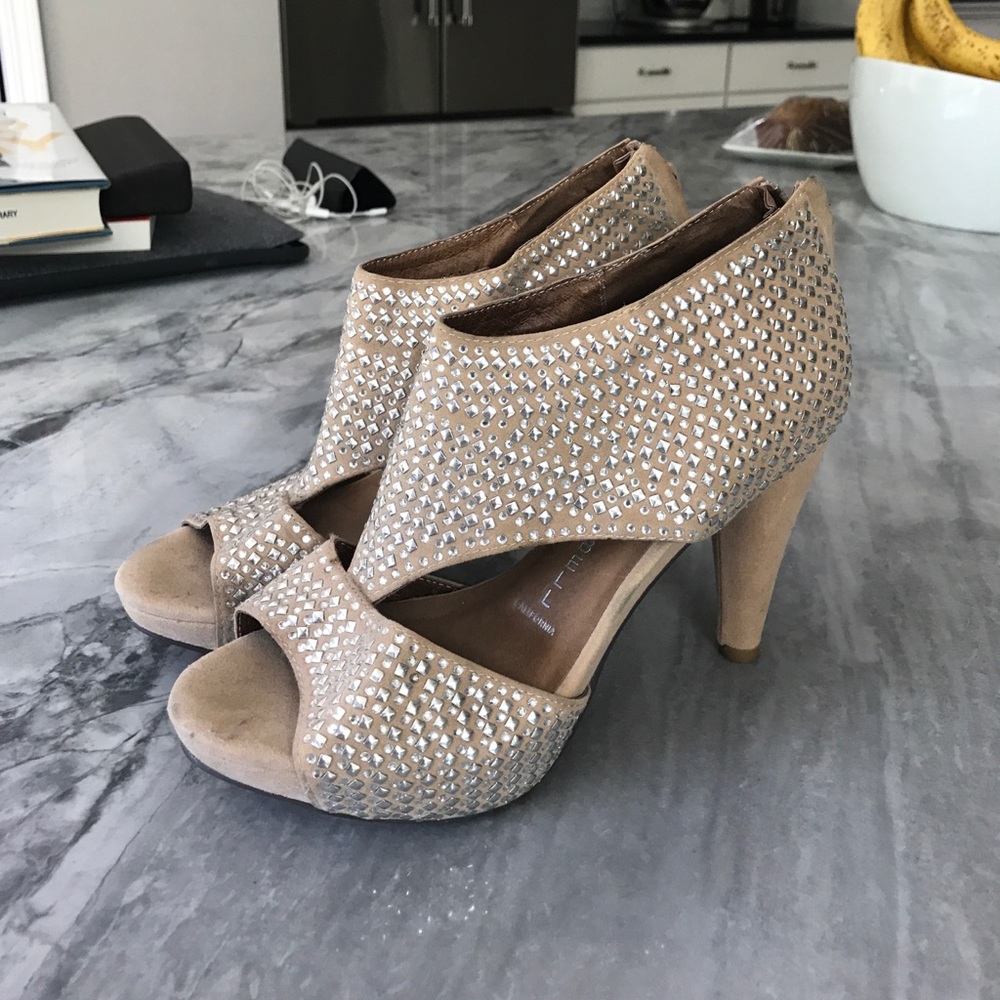 Jeffery Campbell nude heels fully jeweled