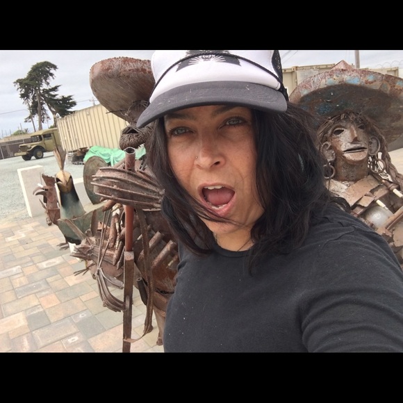 Meet your Posher, Sandee - Picture 4 of 8