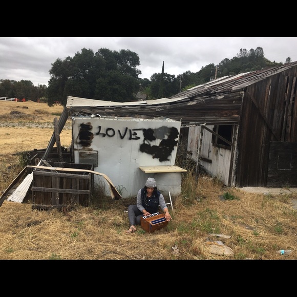 Meet your Posher, Sandee - Picture 6 of 8