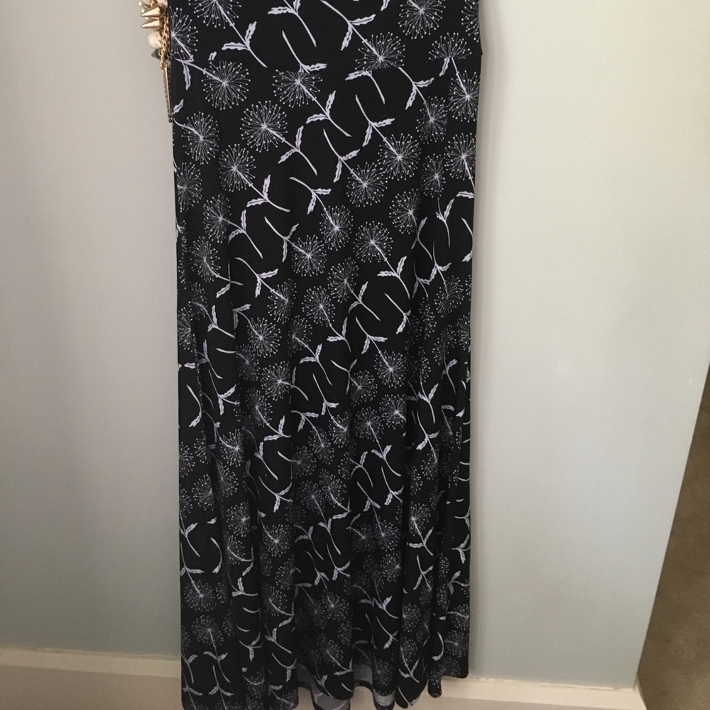 Maxi skirt XXS LLR black and white dandelions
