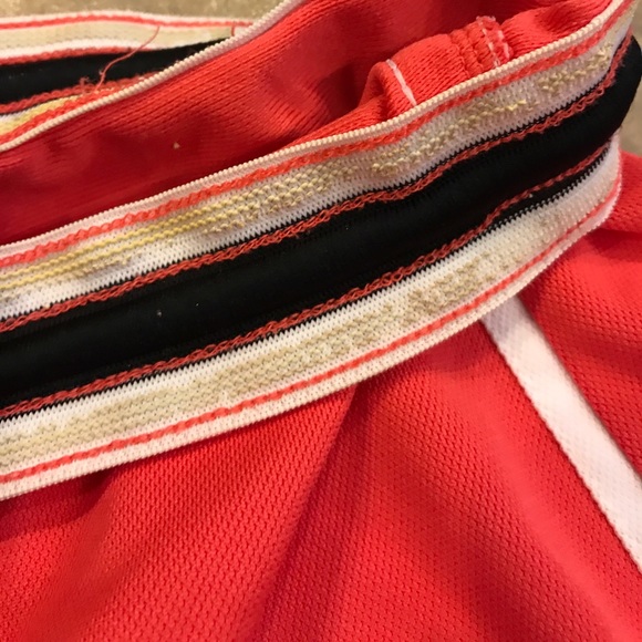 Peach Nike running shorts - Picture 3 of 4