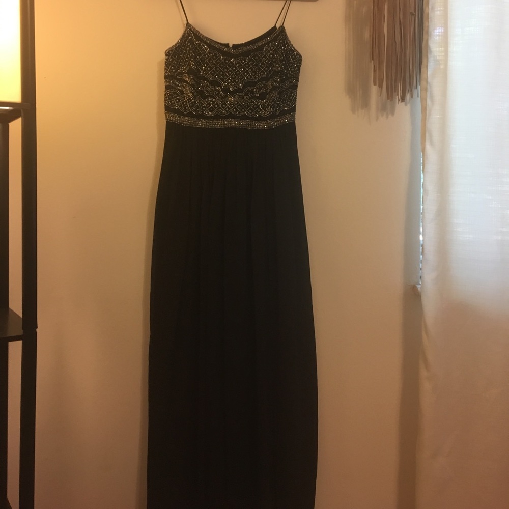 Adrianna Papell bridesmaid/prom dress