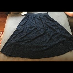 XS LuLaRoe Lola skirt