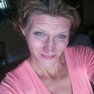 Meet your Posher, Candice