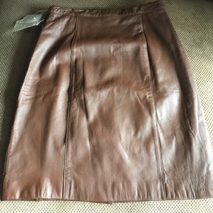 Brown leather skirt L