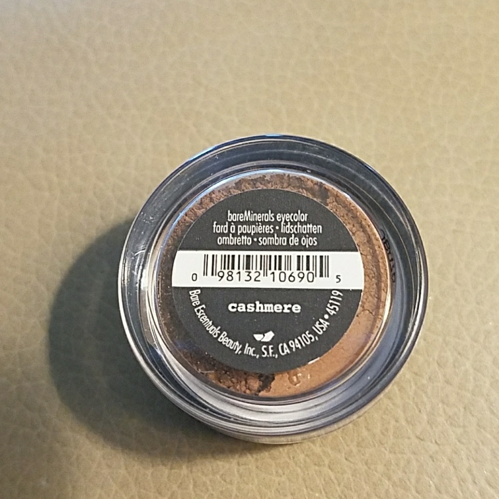 Bare Minerals eye color in Cashmere