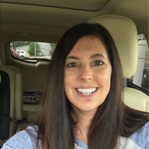 Meet your Posher, Angela