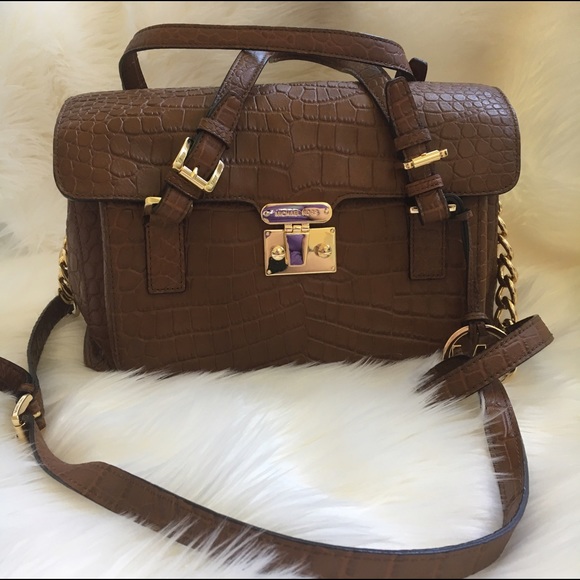 $498 Retail New! MICHAEL KORS satchel - Picture 5 of 10