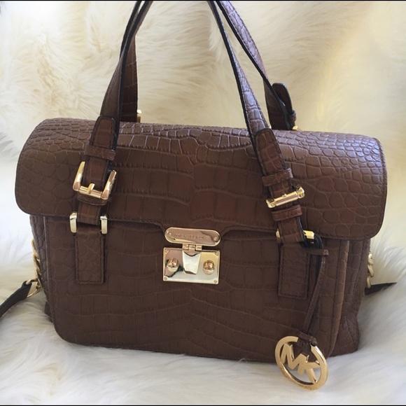 $498 Retail New! MICHAEL KORS satchel - Picture 6 of 10