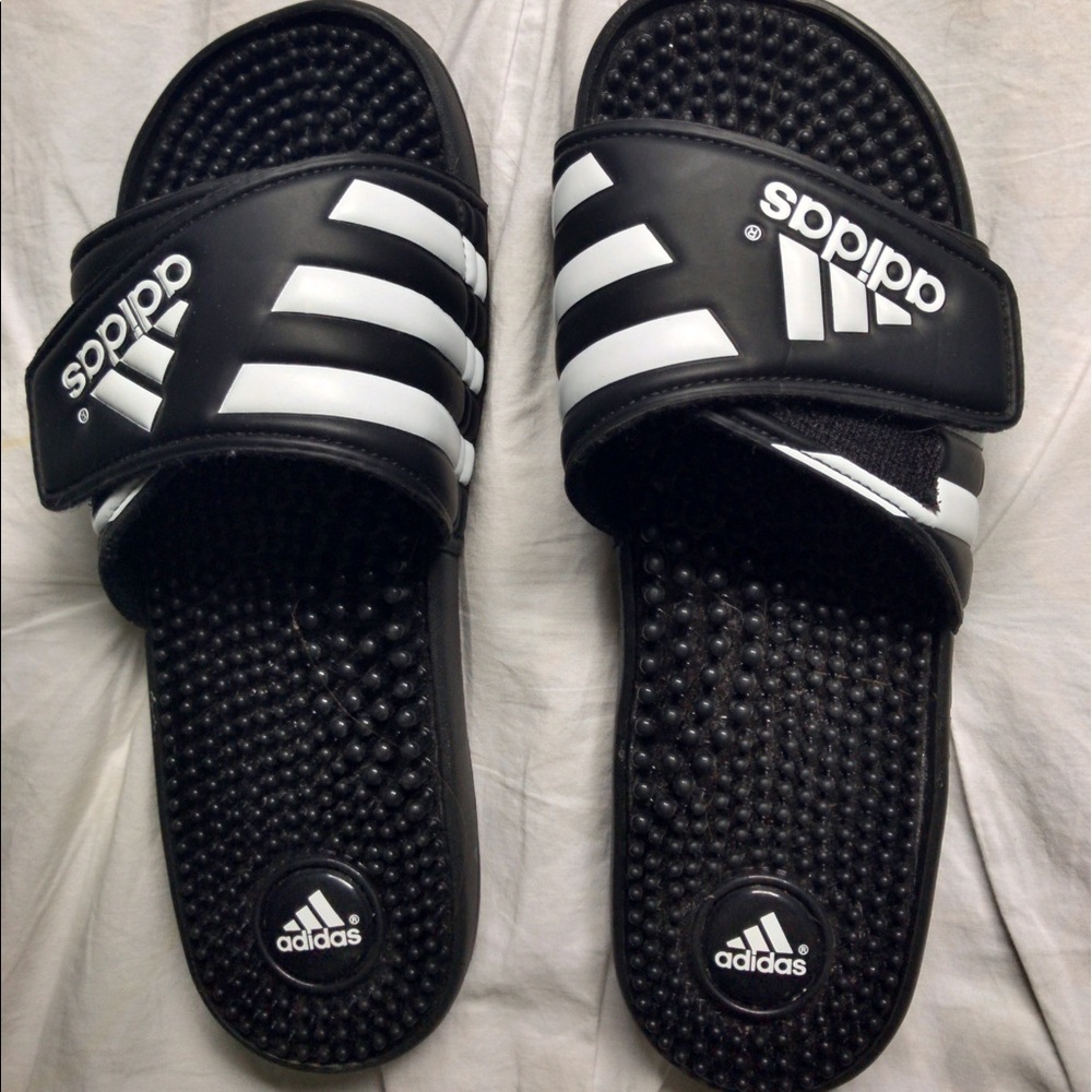 Adidas Adissage sandals