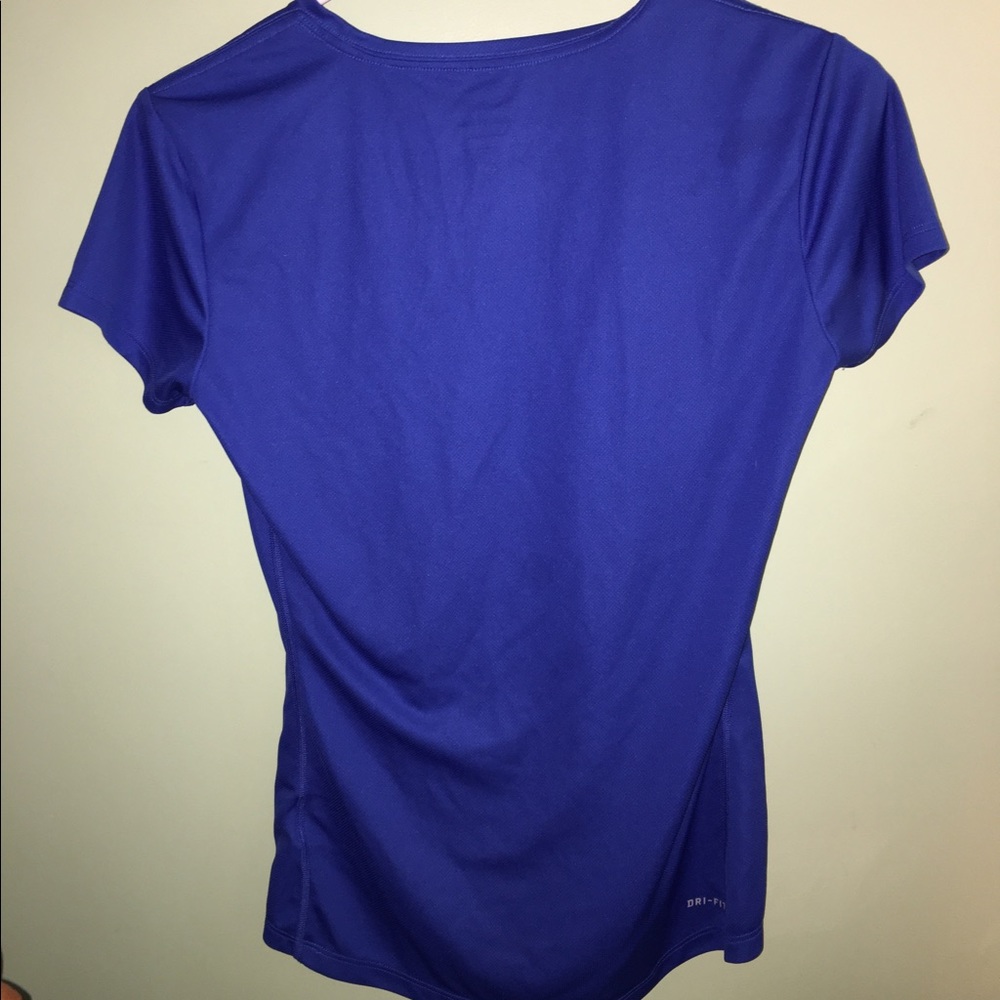 Nike blue short sleeved top - Picture 3 of 3