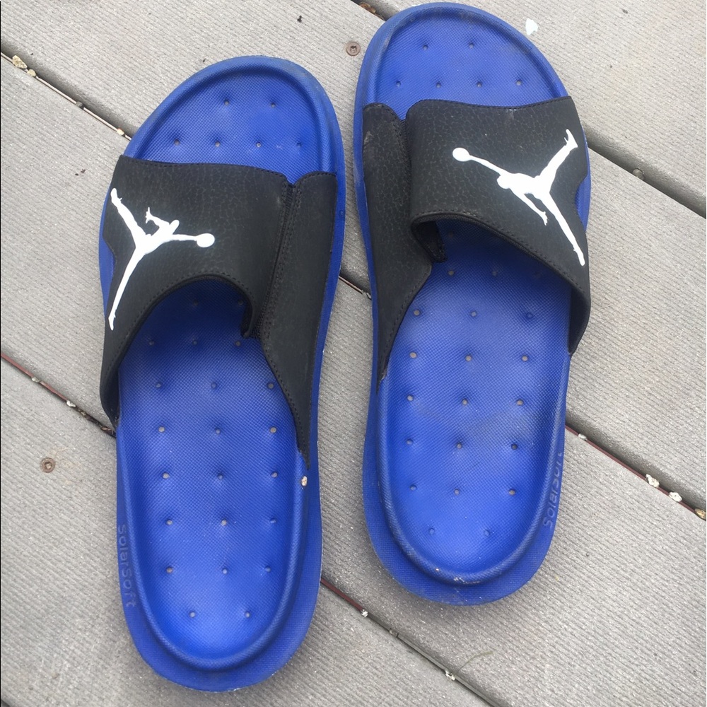 Men's Jordan sandals / slides