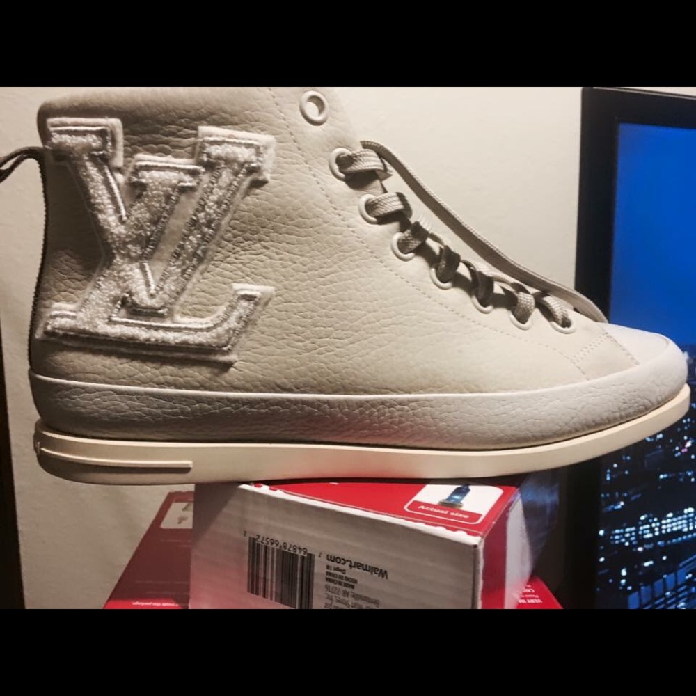 Louis Vuitton fastball sneakers