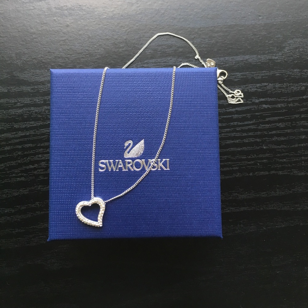 Swarovski heart necklace