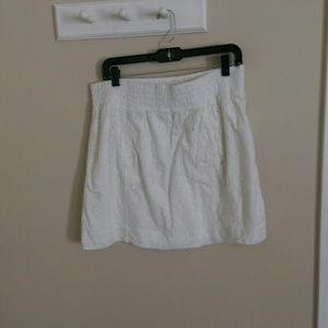 Keyhole skirt