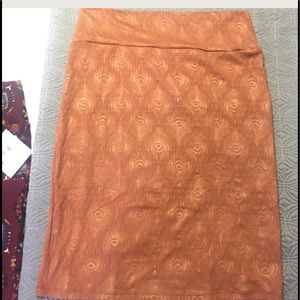LuLaRoe Cassie NWOT peacock detailing