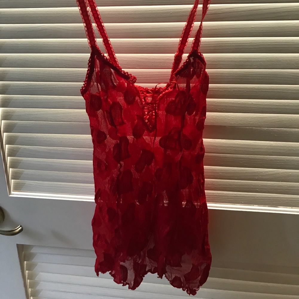 Red lingerie w/ ❤️s