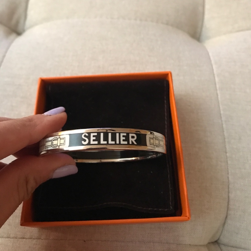 Hermès silver bangle