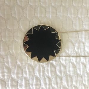 House of Harlow sunburst pendant necklace black