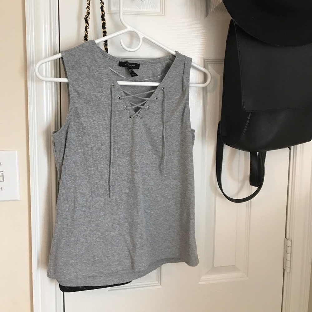 Primary Lace-up Top