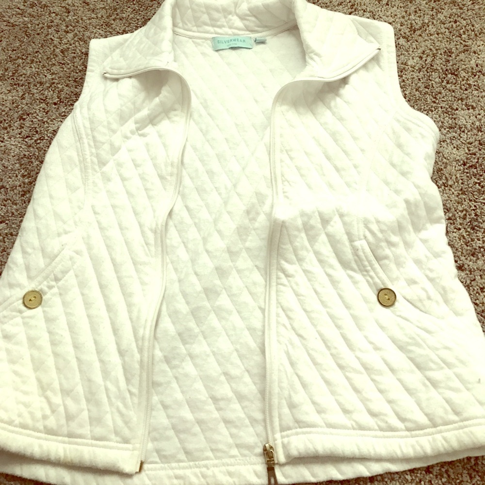 White quilted cotton vest with gold buttons