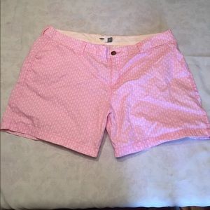 Women's pink pineapple patterned chino shorts