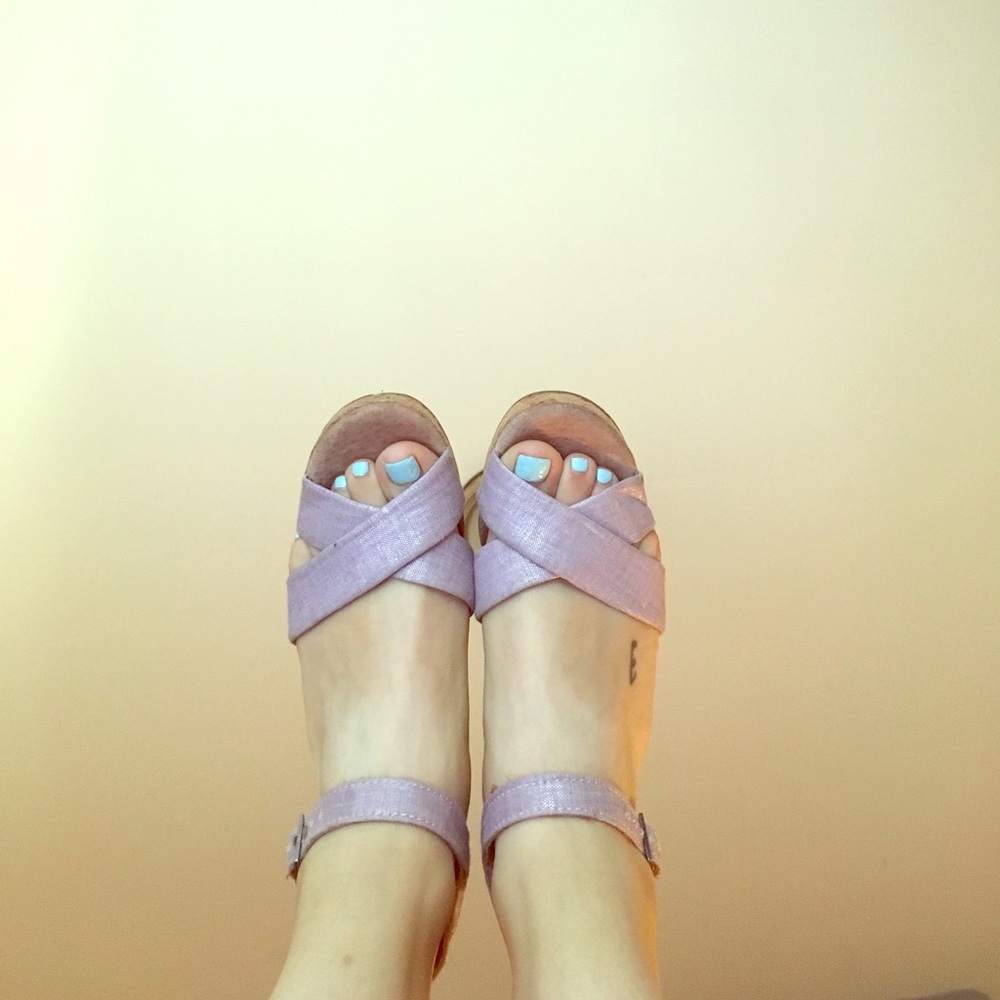 Toms sandal wedges