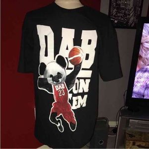 Nwt men's tshirt Dab on en basketball L