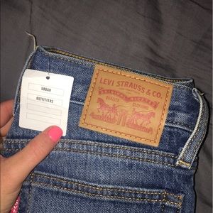 Urban outfitters Levi's
