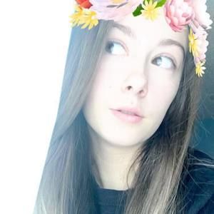 Meet your Posher, Maddie